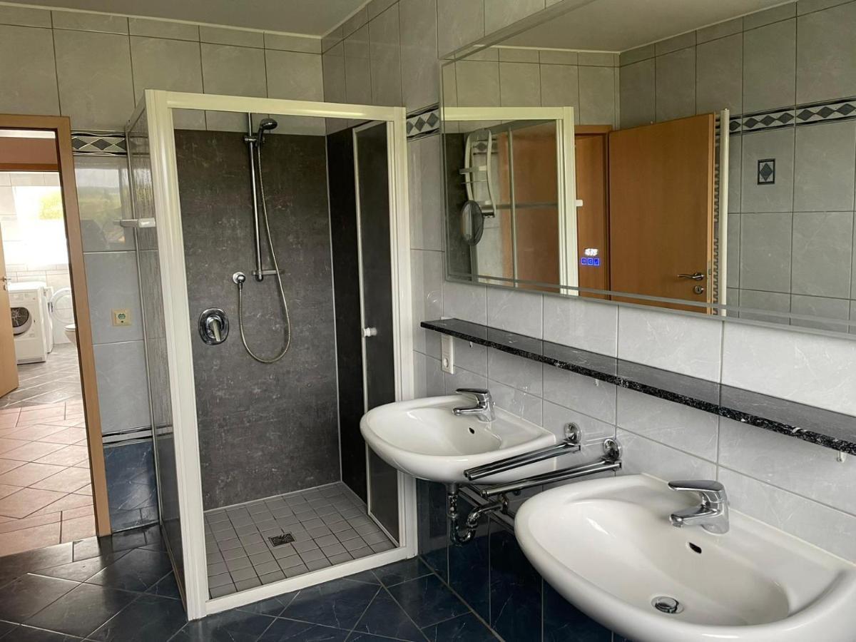 Ferienwohnung Hellwig เมเดบาค ภายนอก รูปภาพ